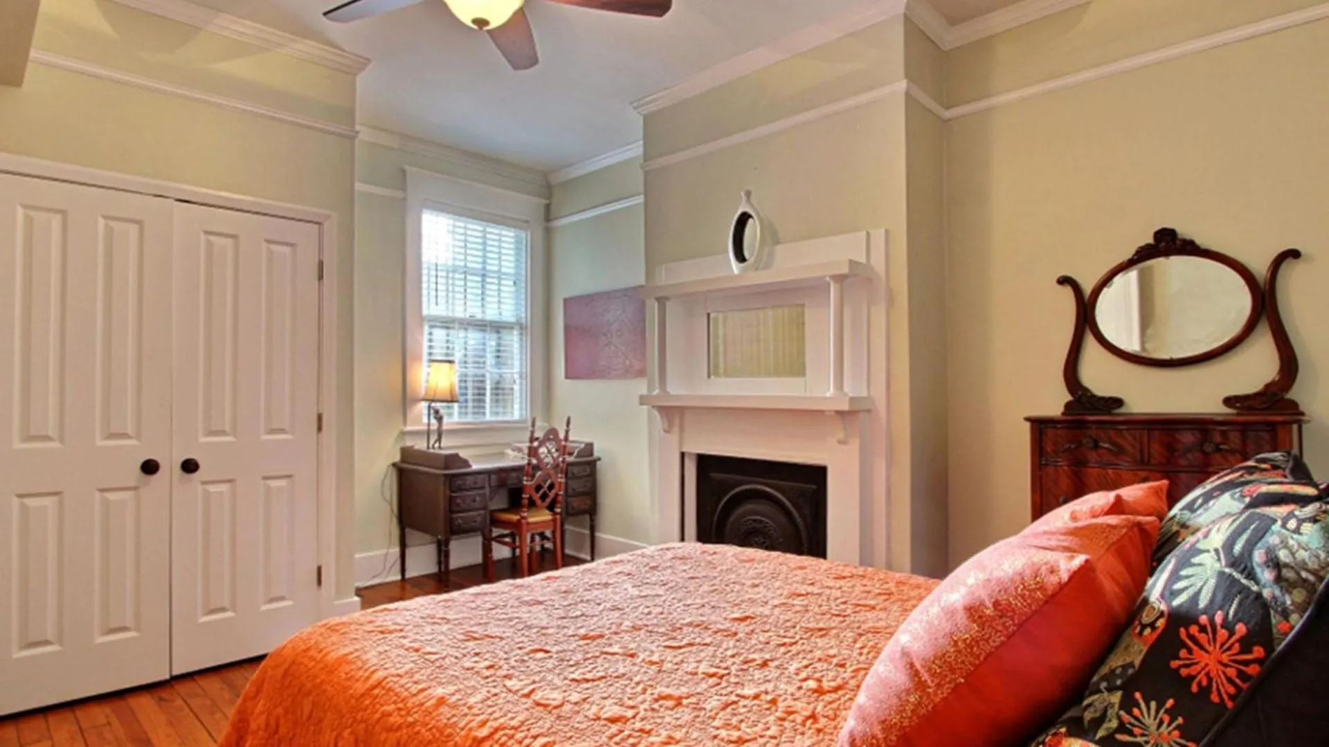 Holiday home Forsyth Park West Garden Level Villa Savannah